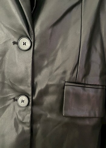 Düğmeli Siyah Deri Kadın Ceket - Görsel 3