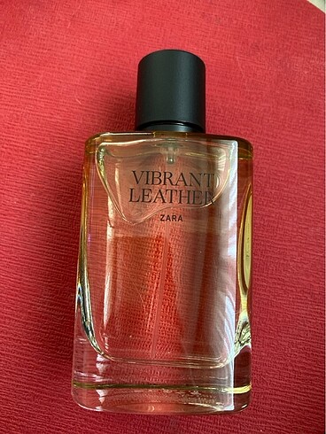 Vibrant leather 100ml