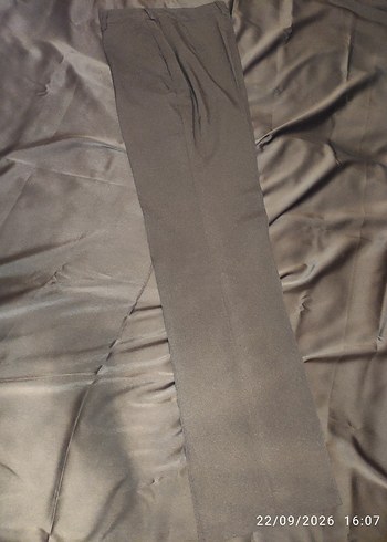 Collezione Sik Ve Rahat Duz Kumas Pantolon
