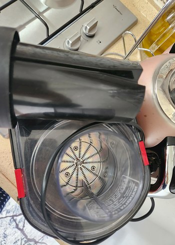 Sinbo Kırmızı Katı Meyve Sıkacağı - Görsel 4