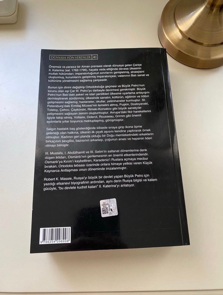 Çariçe Katerina - Robert K. Massie - Görsel 2