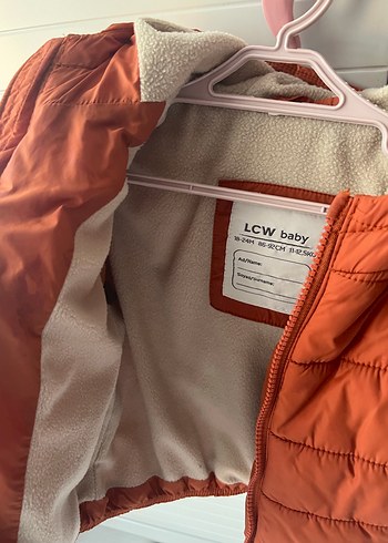 Kahverengi Kapüşonlu Erkek Çocuk Mont - Görsel 3