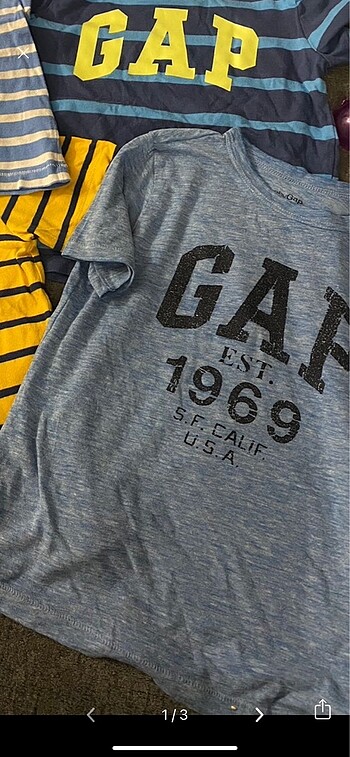 Gap tşirt