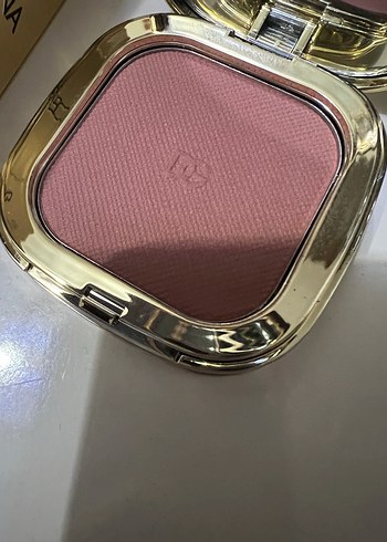 Beden Dolce&Gabbana Allık