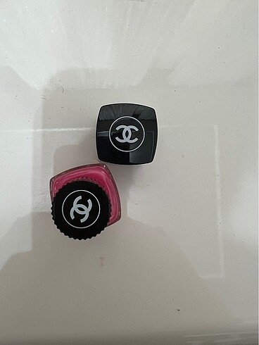 Beden Chanel oje 619 no