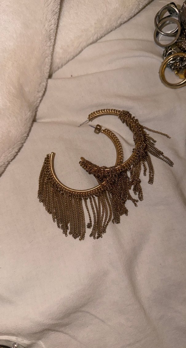 Zincir Detaylı Altın Renk Bohem Kulak Manşeti - Görsel 3