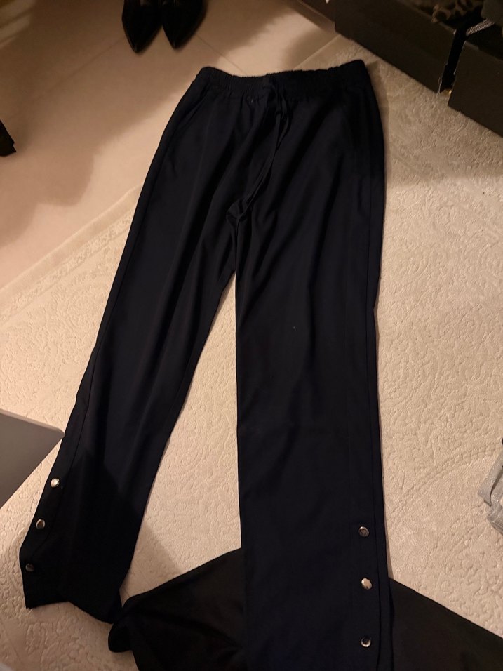 Düğmeli lacivert bol pantolon xs/s/m bedenler için uygun - Görsel 3