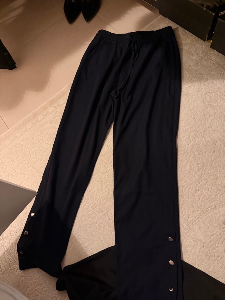 Düğmeli lacivert bol pantolon xs/s/m bedenler için uygun - Görsel 2