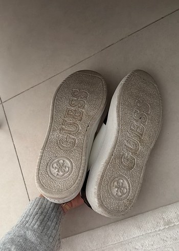 Guess ayakkabı - Görsel 5