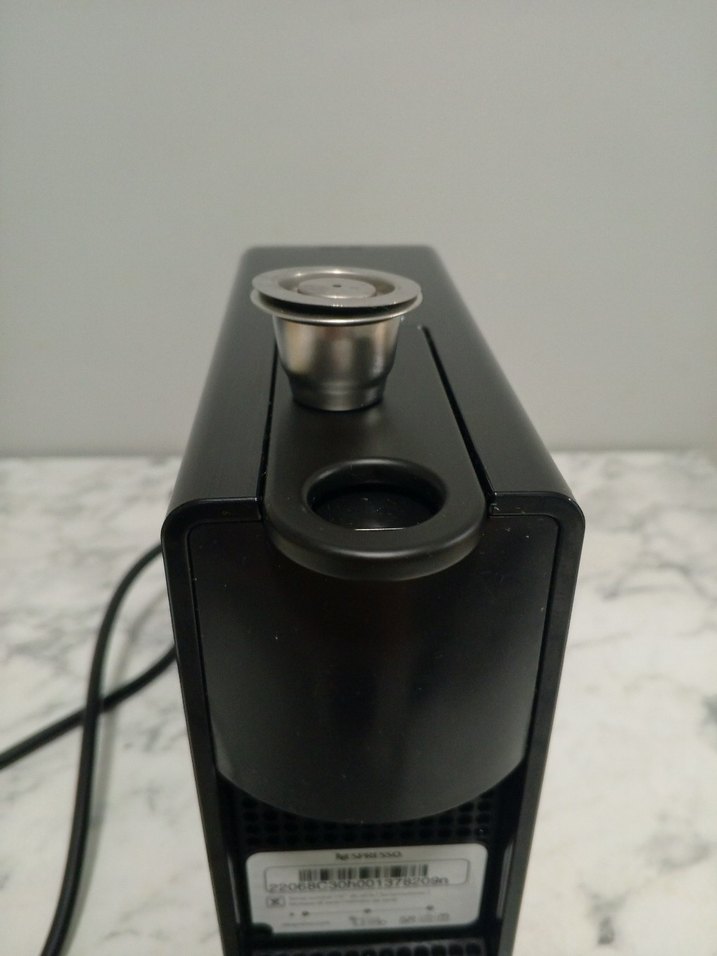 Nespresso Siyah Kahve Makinesi - Görsel 3