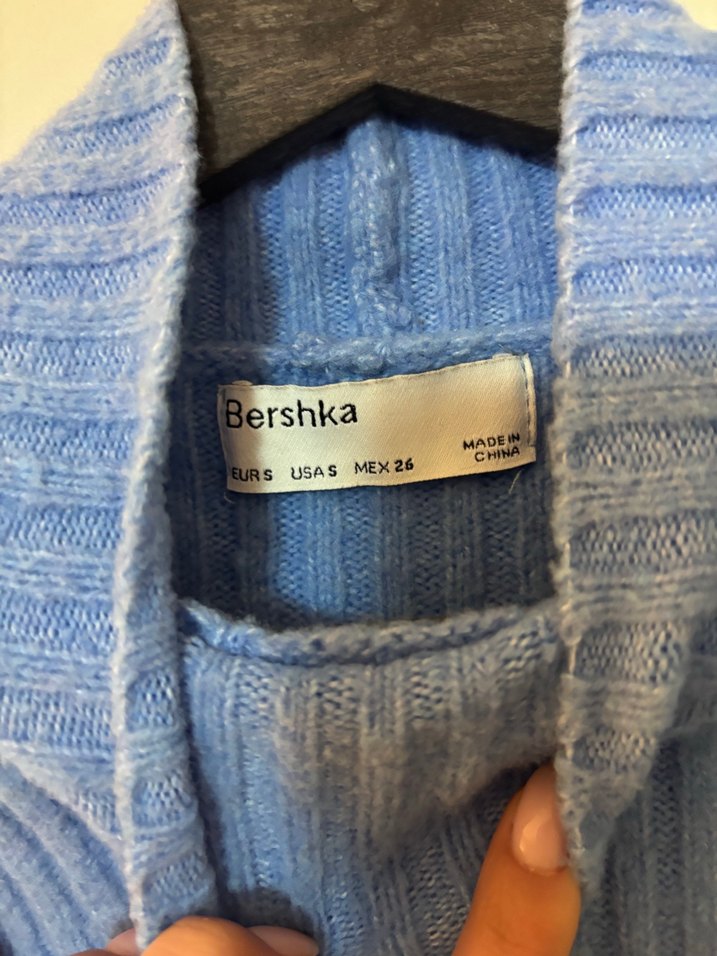 Bershka Yumuşak Kazak — görsel 2/4