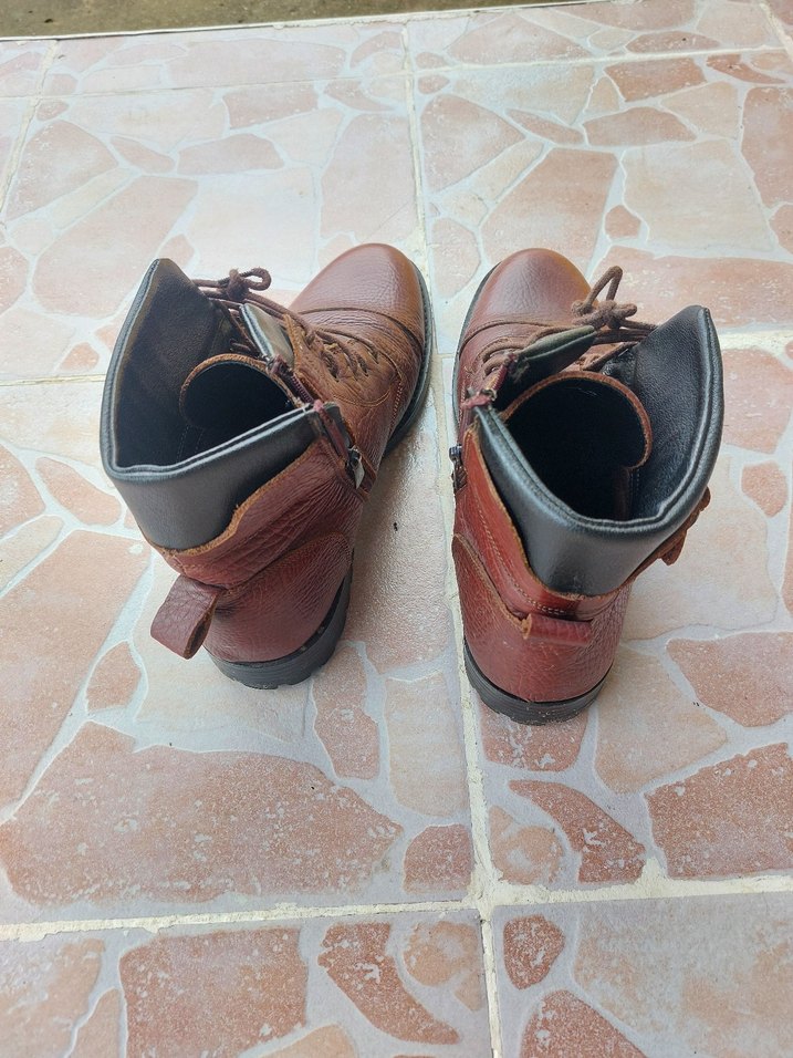 ERKEK BOT KAHVERENGİ. 43.NUM.TEMIZDIR - Görsel 3