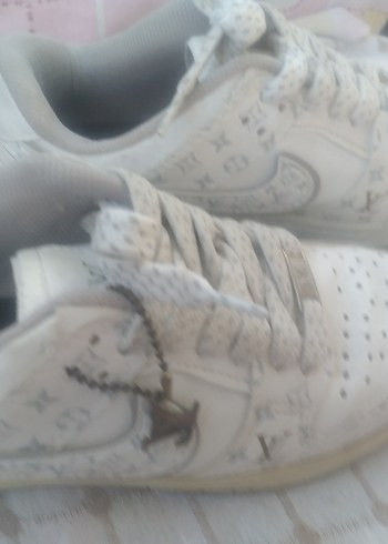 38 Beden Beyaz Bağcıklı Kadın Dolgu Topuk Spor Ayakkabı 38 no