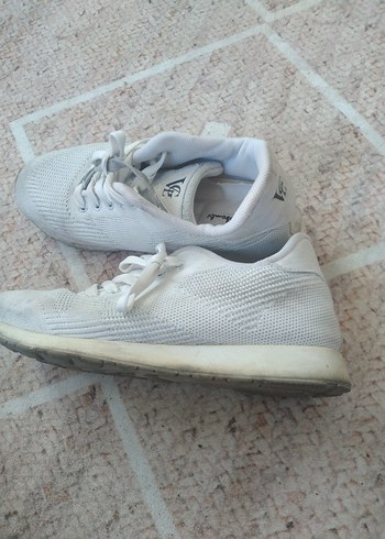 Beyaz Bayan  Spor Ayakkabı 38 no. - Görsel 3