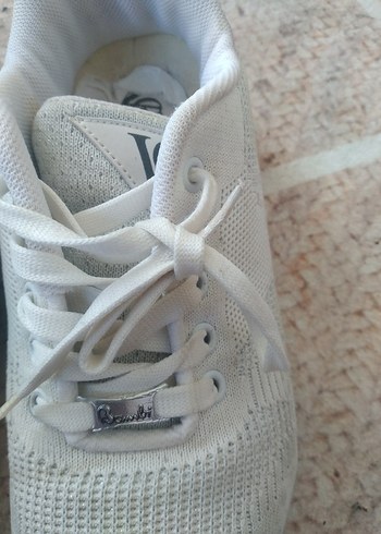 Beyaz Bayan  Spor Ayakkabı 38 no. - Görsel 2