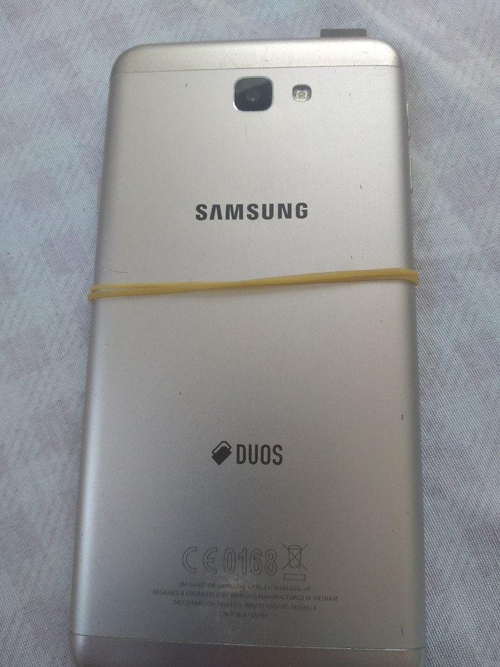 Gold Renkli Kırık Ekranlı Android samsung j7. - Görsel 3