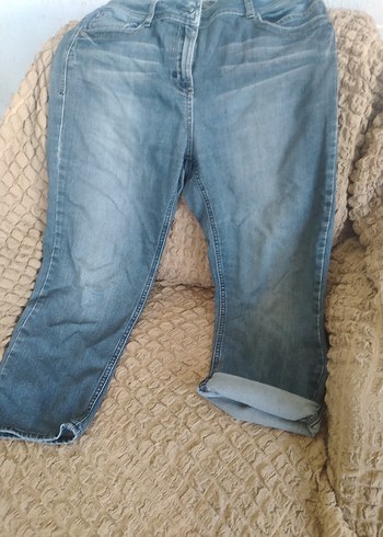 32 Beden Kadın Mavi Rahat Kesim Midi Kot Pantolon