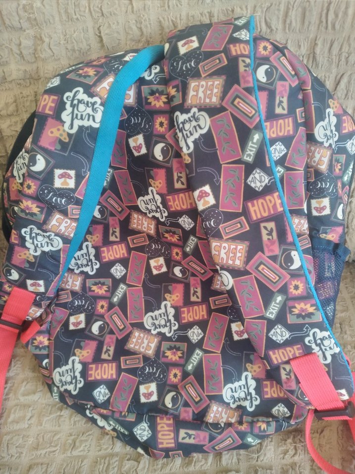 Desenli çocuk ve Bayan  Sırt veya okul Çantası Fermuarlı - Görsel 4