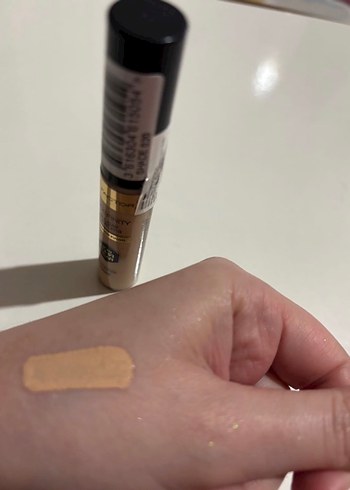 Max Factor Facefinity All Day Concealer Kapatıcı - Görsel 3