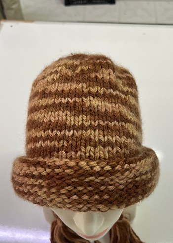 Bej Örgü Kadın Bere - Görsel 2