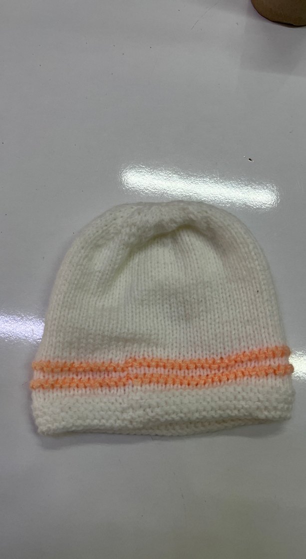 Nakışlı Beyaz Örgü Çocuk Bere - Görsel 2