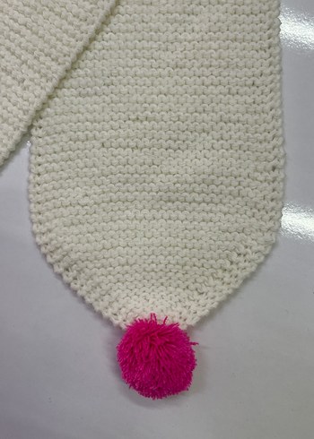 Beyaz Nakışlı Çocuk Bere ve Atkı Seti - Görsel 4