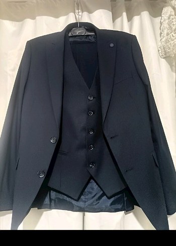 Klasik Kesim Lacivert Erkek Takım Elbise - Görsel 6