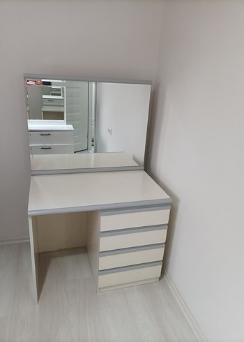 Şifonyer ve Aynalı Makyaj Masası - Görsel 4