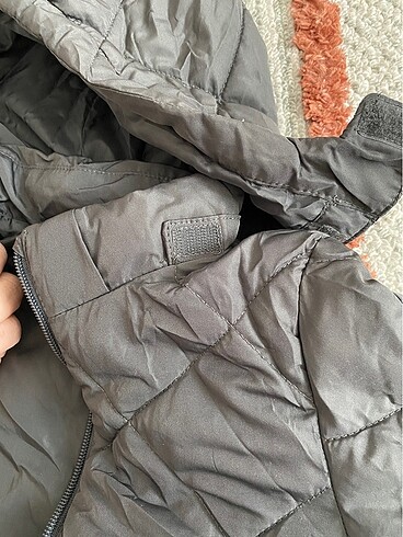 4 Yaş Beden H&M marka erkek çocuk mont
