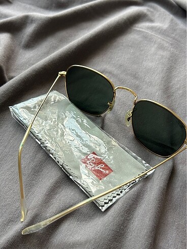 Beden altın Renk RAYBAN GÖZLÜK RB3857
