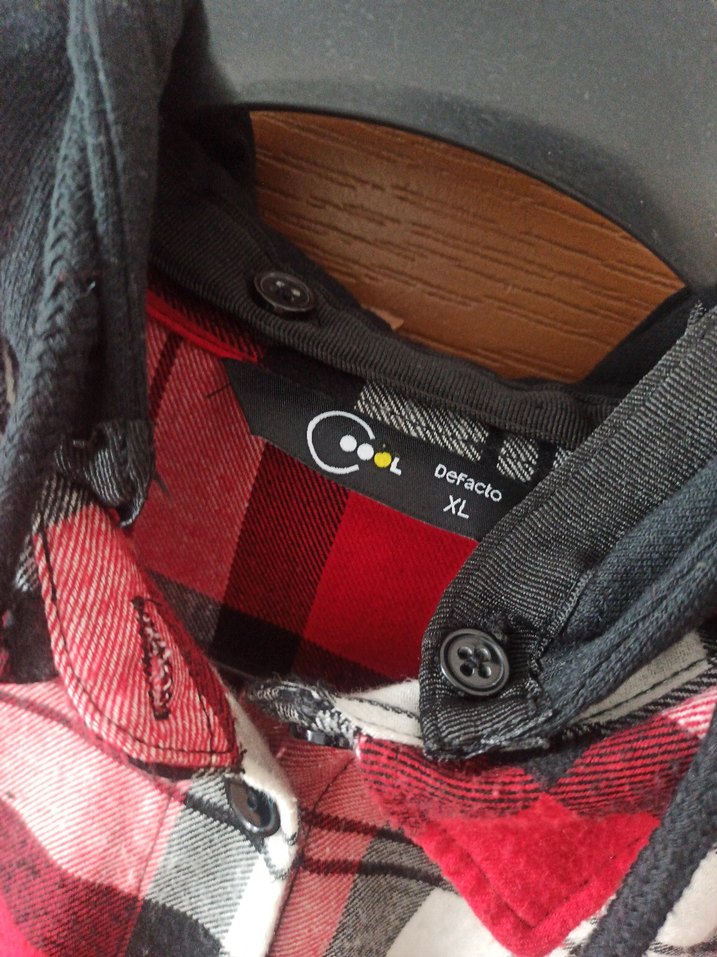 Kırmızı Kareli Düğmeli Uzun Kollu Kadın Gömlek - Görsel 3