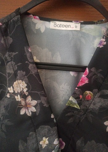 Çiçek Desenli V Yaka Uzun Kollu Bohem Bluz - Görsel 2