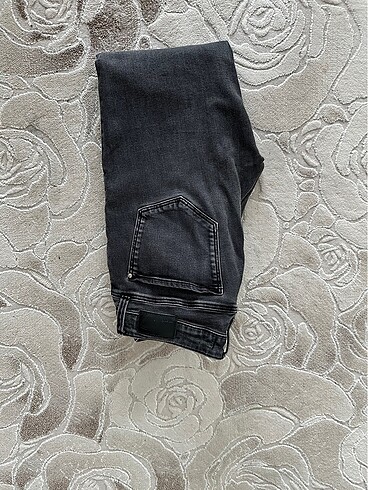 29 Beden Ada jean