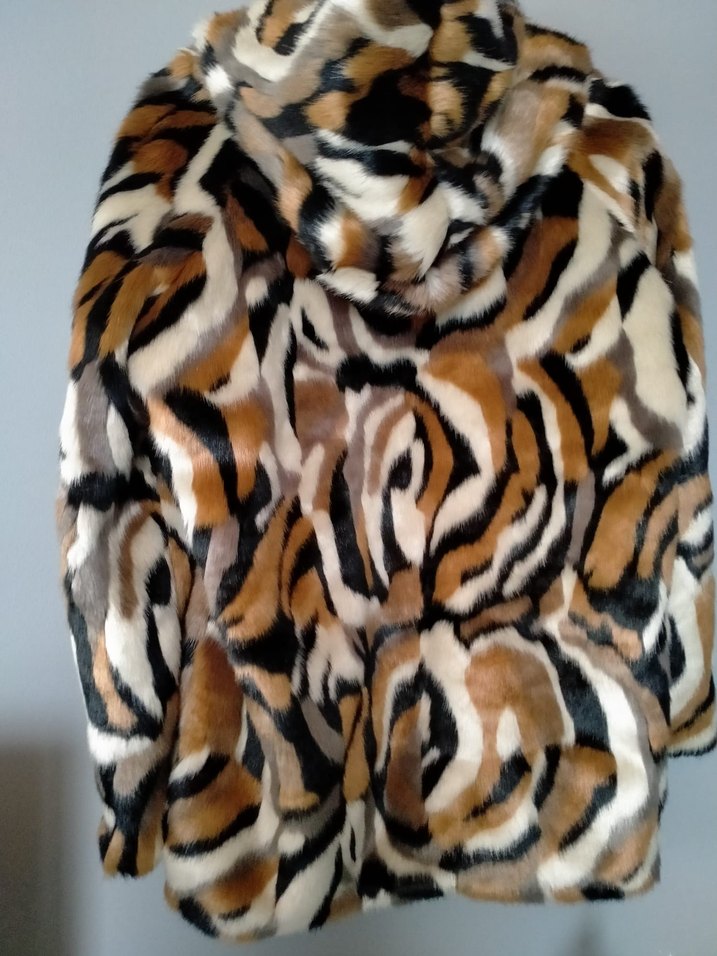 italy kürk - Görsel 2