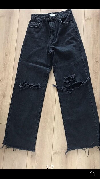 Bershka Siyah Yırtıklı Wide Leg Jean