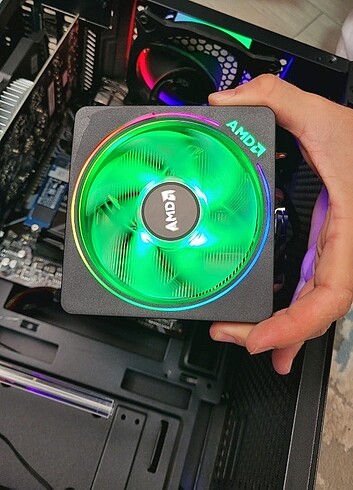 Diğer AMD Wraith Prism LED Rgb İşlemci Soğutucu