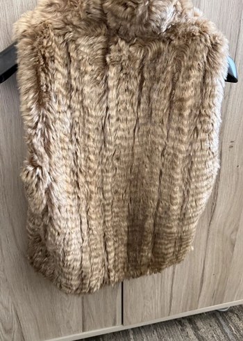 Forever New Kahverengi Kürklü Kadın Yelek - Görsel 3