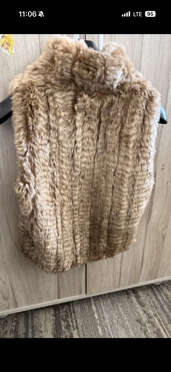 Forever New Kahverengi Kürklü Kadın Yelek - Görsel 3