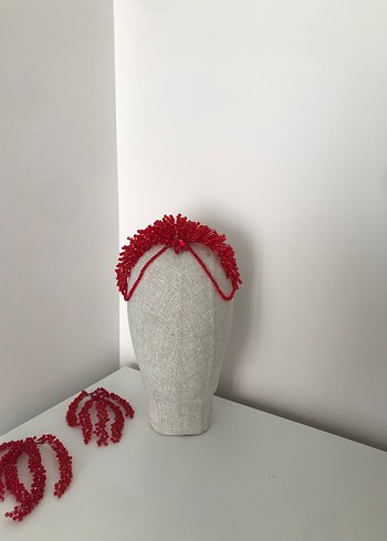  Beden kırmızı Renk Kırmızı Boncuklu Örgü Saç Aksesuarı