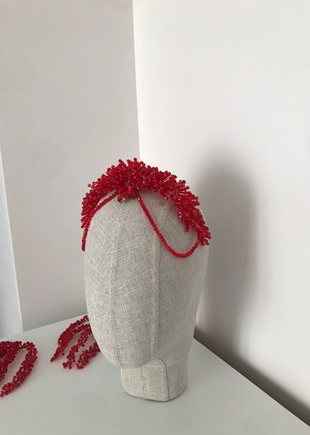 Accessorize Kırmızı Boncuklu Örgü Saç Aksesuarı