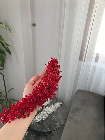 Beden kırmızı Renk Kırmızı kına tacı