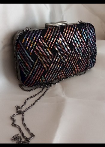 Zincir Detaylı Çok Renkli Yılan Desenli Kadın Clutch