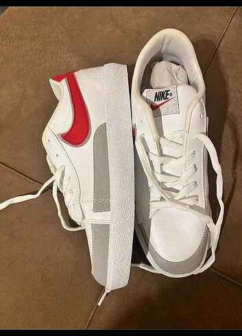 Nike marka spor ayakkabı 