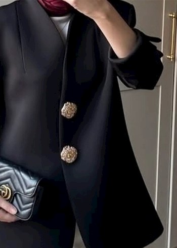 Düğmeli Siyah Mini Kadın Blazer