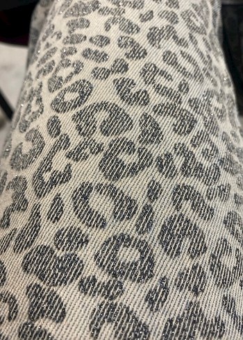 Leoparlı simli pantalon - Görsel 3