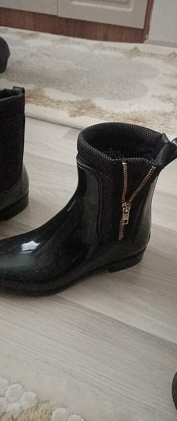 Nine West Kadın bot 