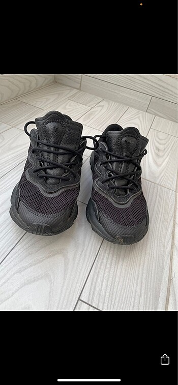 38 Beden Adidas Ozweego Ayakkabı