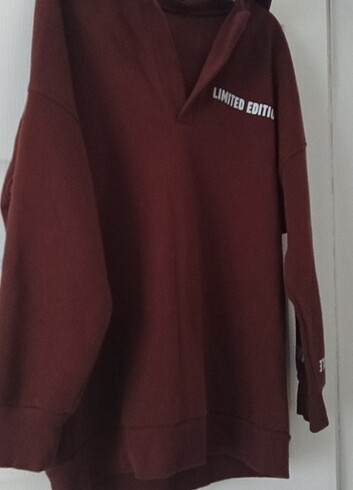 Sweatshirt V YAKA HİC GİYİLMEDİ