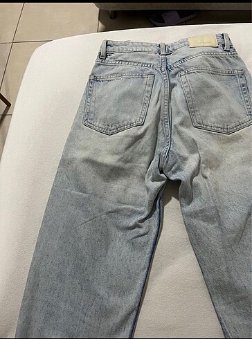 Zara ZARA MOM JEAN
