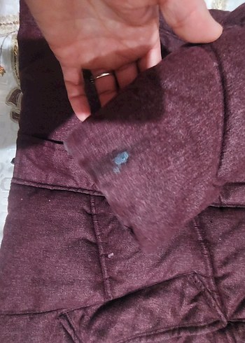 çocuk montu 8 yaşa uygundur üstünde lekeleri vardır - Görsel 3